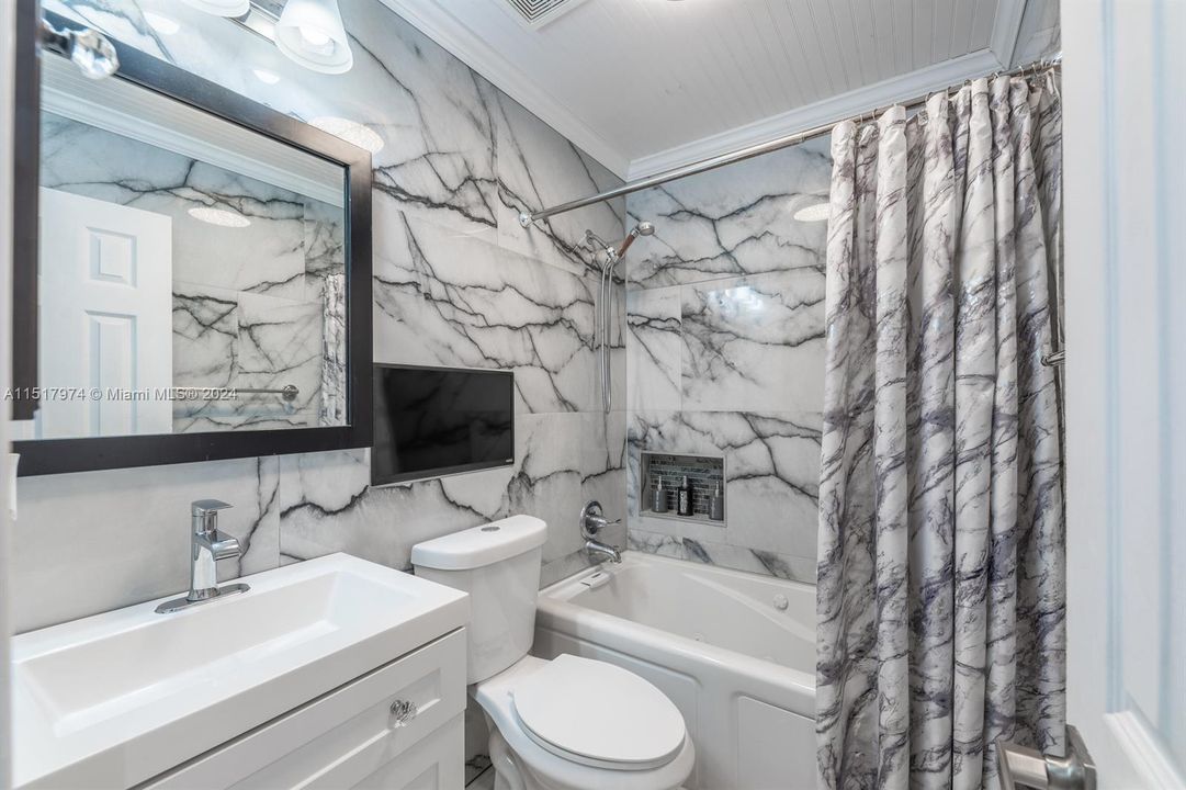 Recently Rented: $3,450 (4 beds, 2 baths, 0 Square Feet)