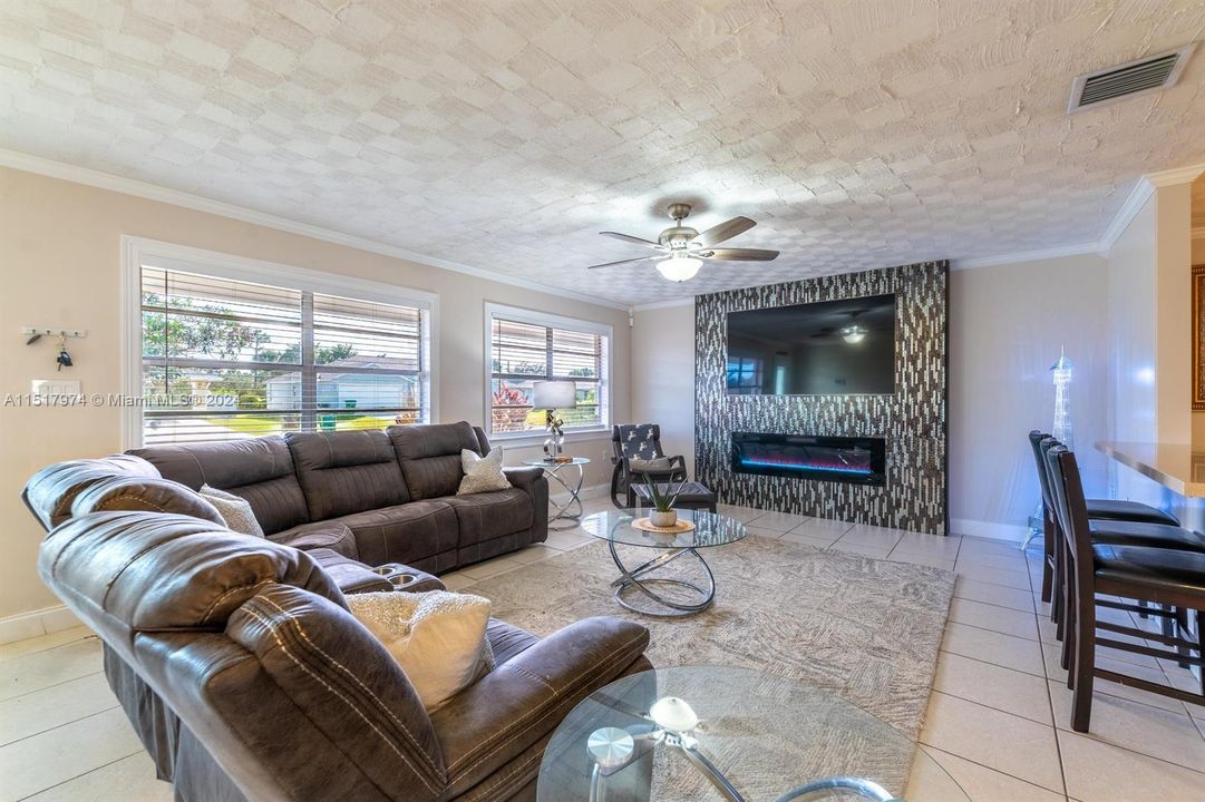 Recently Rented: $3,450 (4 beds, 2 baths, 0 Square Feet)