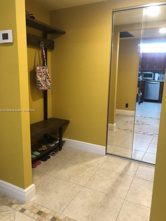 For Sale: $398,000 (2 beds, 2 baths, 1280 Square Feet)