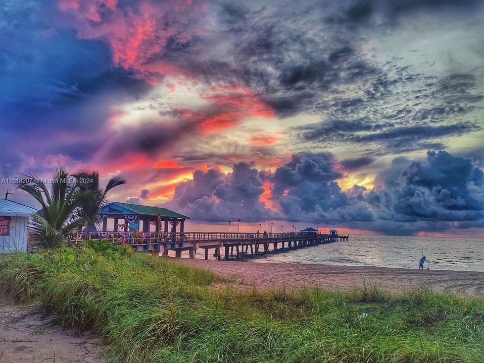 最近售出: $1,289,000 (3 贝兹, 2 浴室, 0 平方英尺)