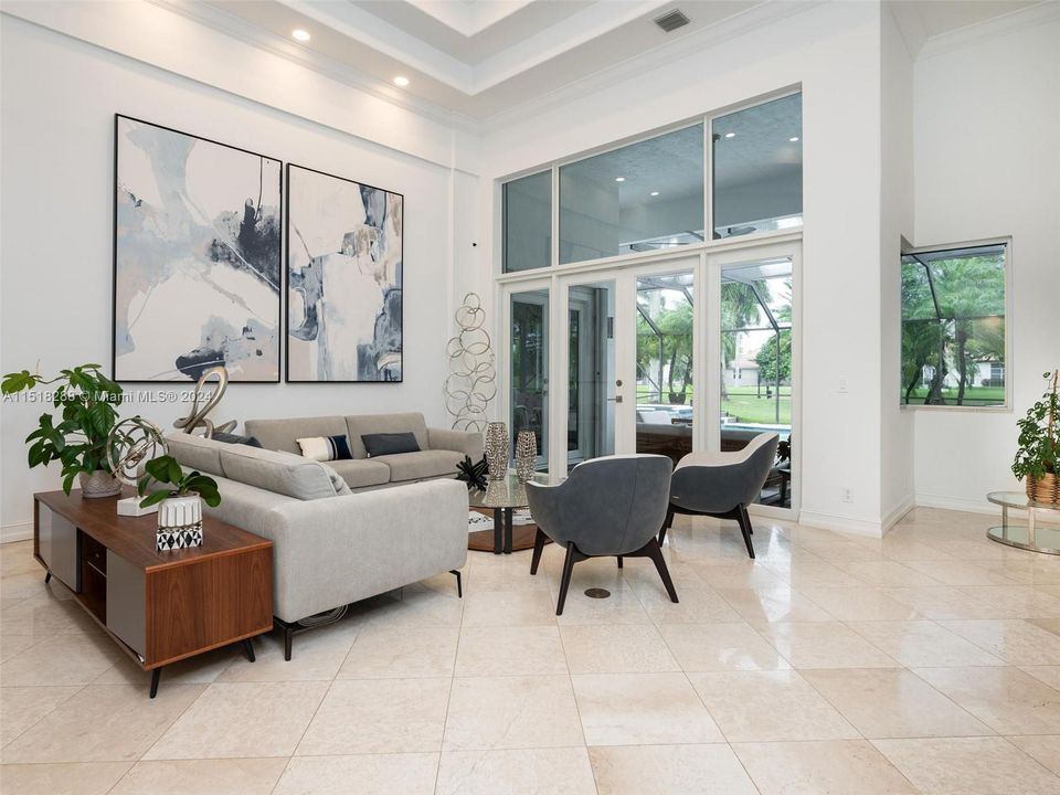 Recently Sold: $1,950,000 (5 beds, 4 baths, 4016 Square Feet)
