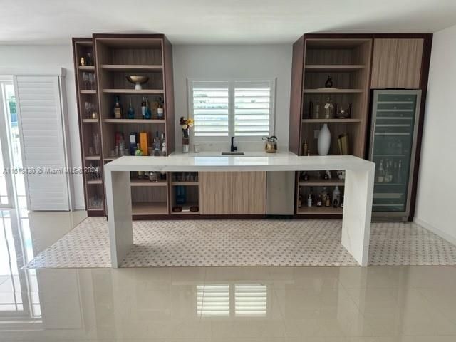 Recently Rented: $9,500 (6 beds, 4 baths, 5170 Square Feet)