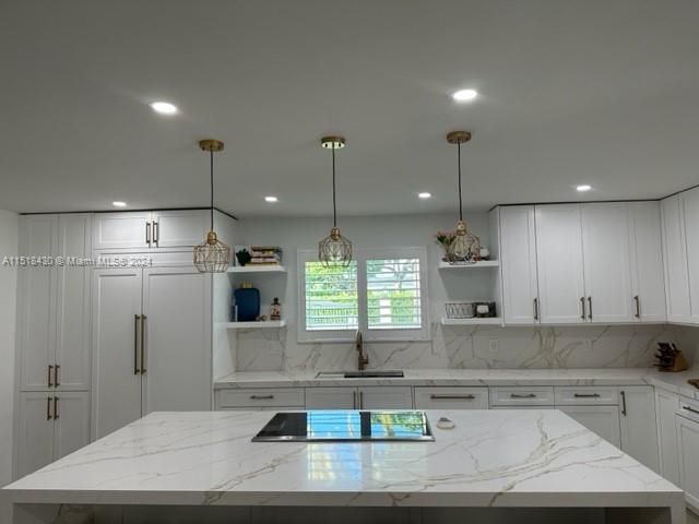 Recently Rented: $9,500 (6 beds, 4 baths, 5170 Square Feet)
