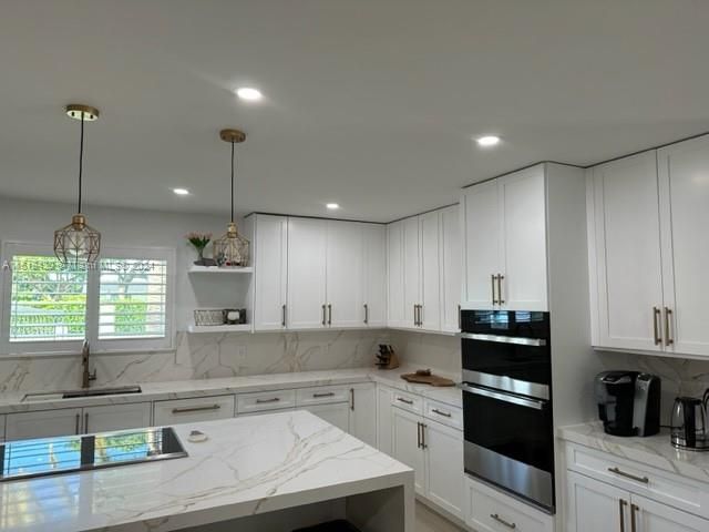 Recently Rented: $9,500 (6 beds, 4 baths, 5170 Square Feet)