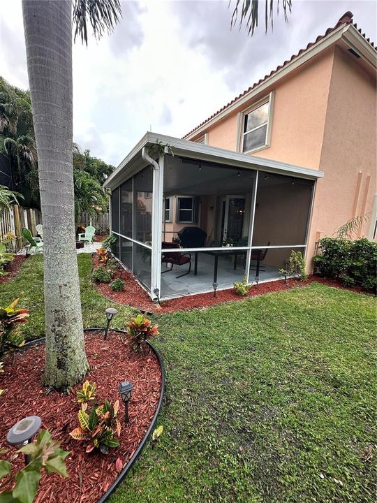Recently Sold: $625,000 (5 beds, 3 baths, 2558 Square Feet)