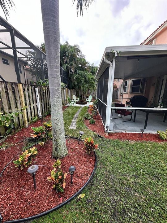 Recently Sold: $625,000 (5 beds, 3 baths, 2558 Square Feet)