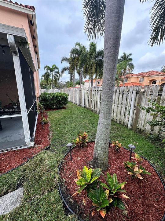 Recently Sold: $625,000 (5 beds, 3 baths, 2558 Square Feet)