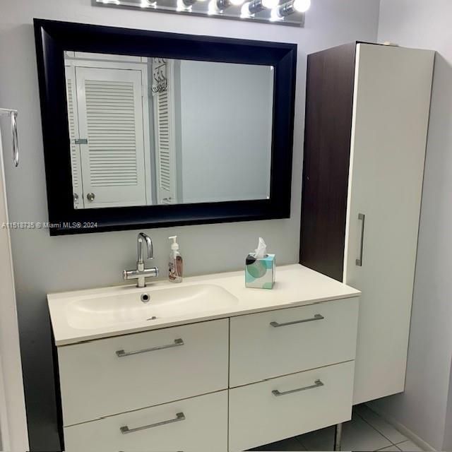 Recently Rented: $2,150 (1 beds, 1 baths, 896 Square Feet)