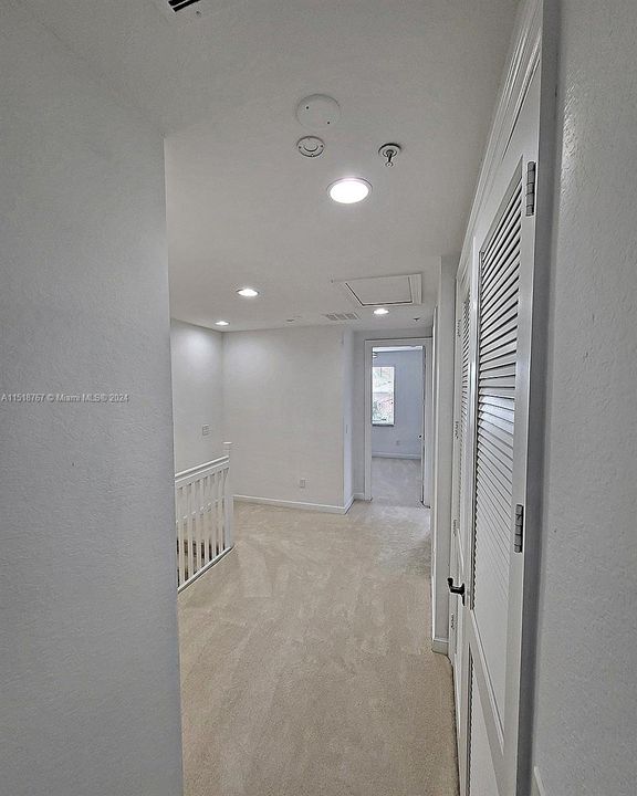 Recientemente alquilado: $3,900 (4 camas, 3 baños, 2285 Pies cuadrados)