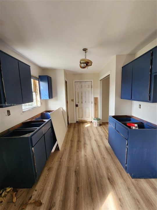 最近售出: $69,000 (2 贝兹, 1 浴室, 0 平方英尺)