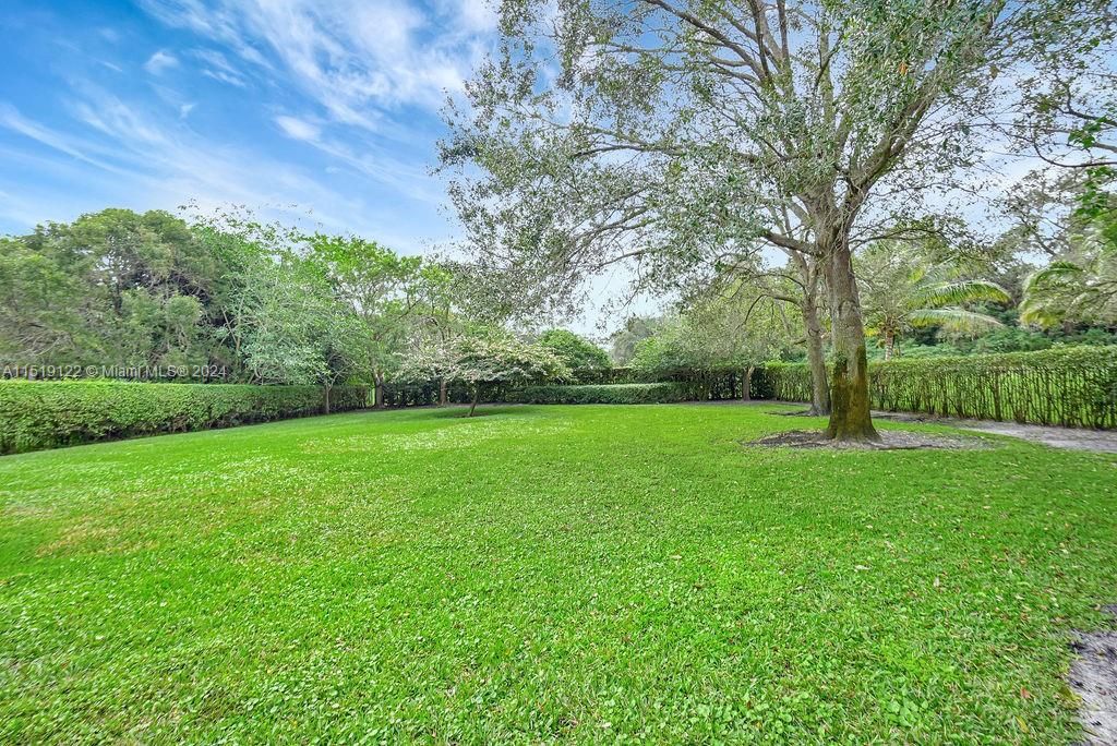 Recently Sold: $1,590,000 (5 beds, 4 baths, 3830 Square Feet)