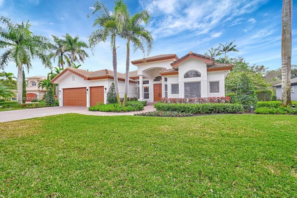 Recently Sold: $1,590,000 (5 beds, 4 baths, 3830 Square Feet)