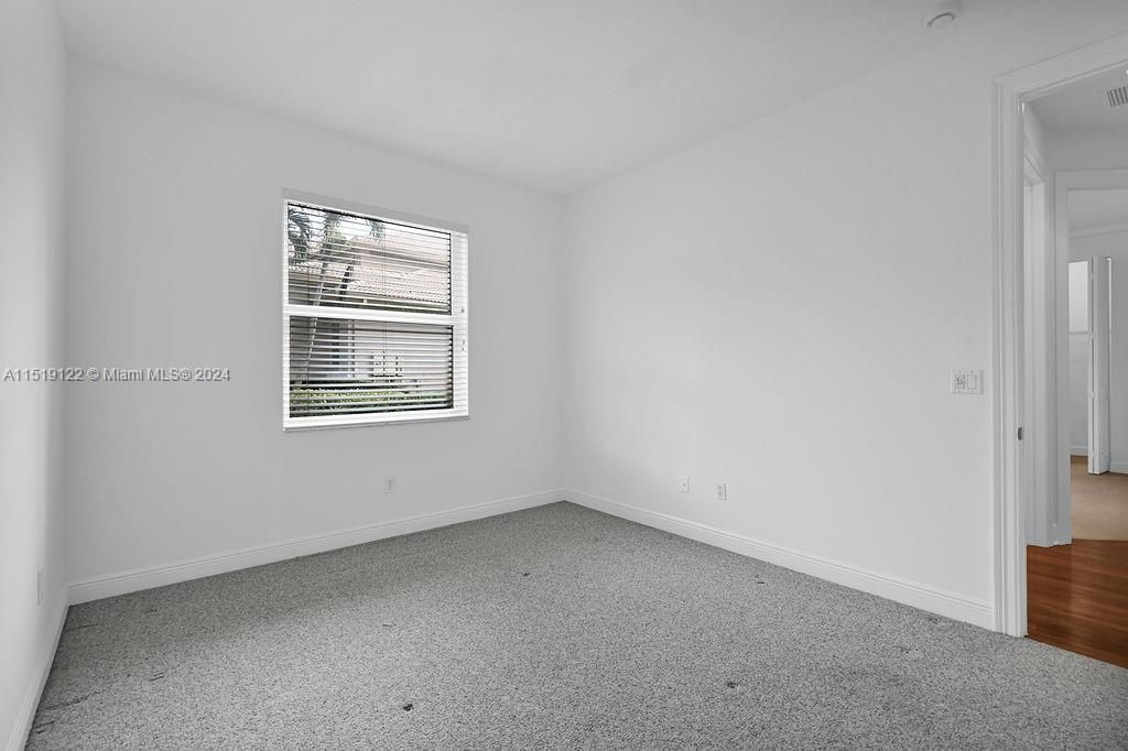 Recently Sold: $1,590,000 (5 beds, 4 baths, 3830 Square Feet)