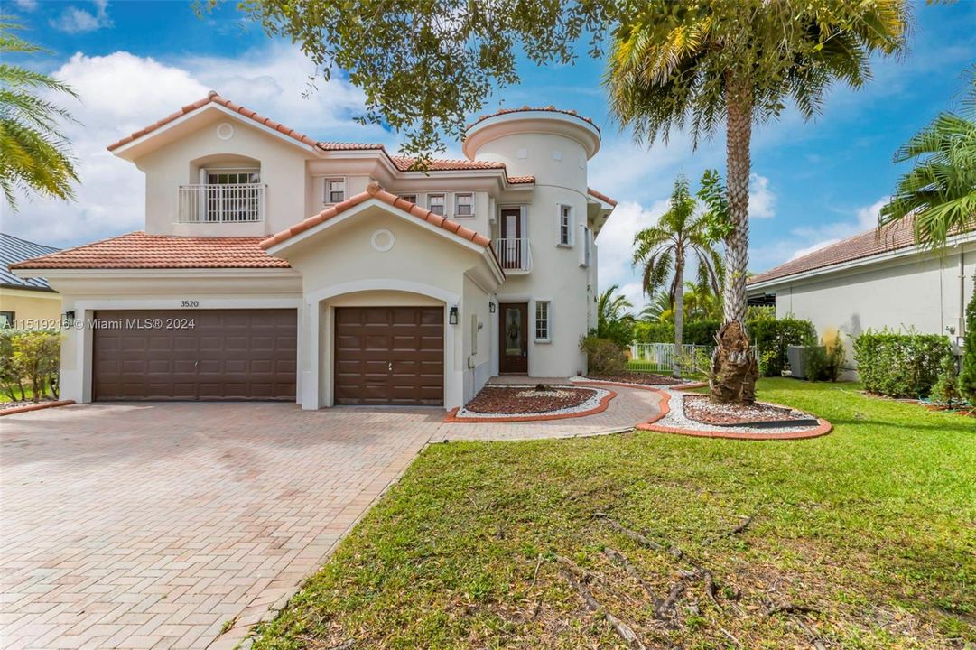 Recently Rented: $5,500 (4 beds, 3 baths, 2973 Square Feet)