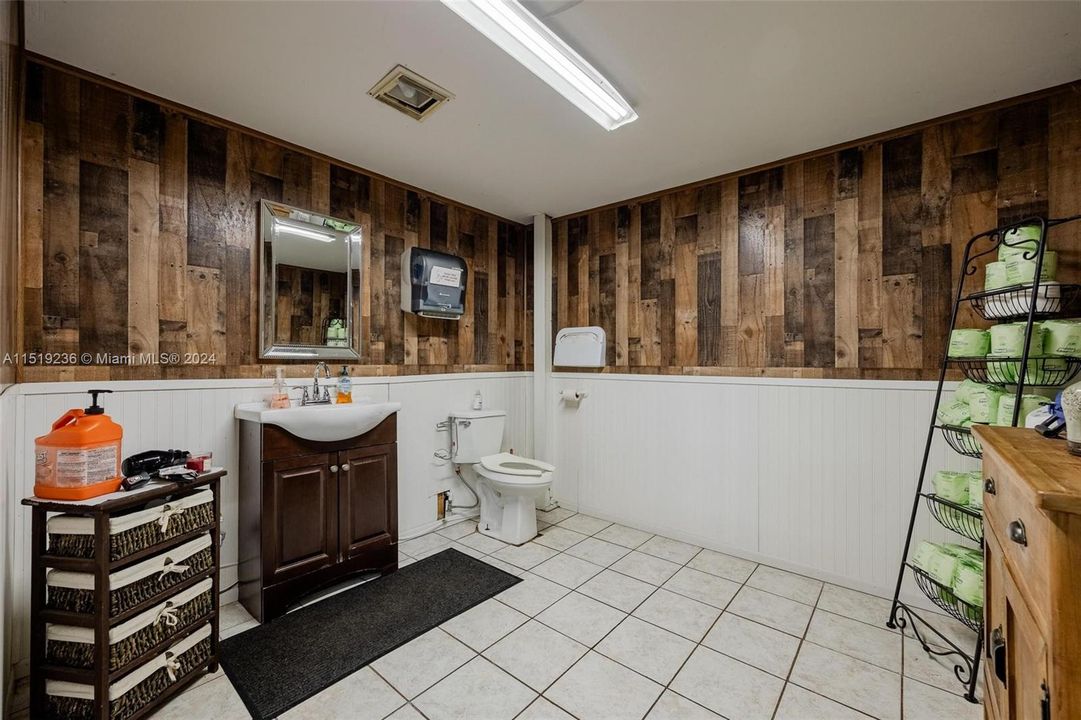 For Sale: $1,100,000 (0 beds, 0 baths, 0 Square Feet)