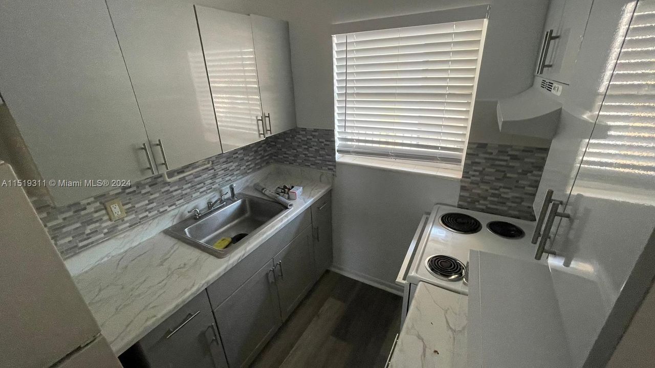 Recently Rented: $1,600 (1 beds, 1 baths, 640 Square Feet)