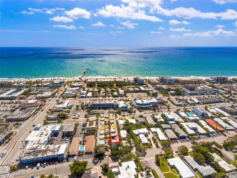 Recently Sold: $1,225,000 (3 beds, 3 baths, 1900 Square Feet)