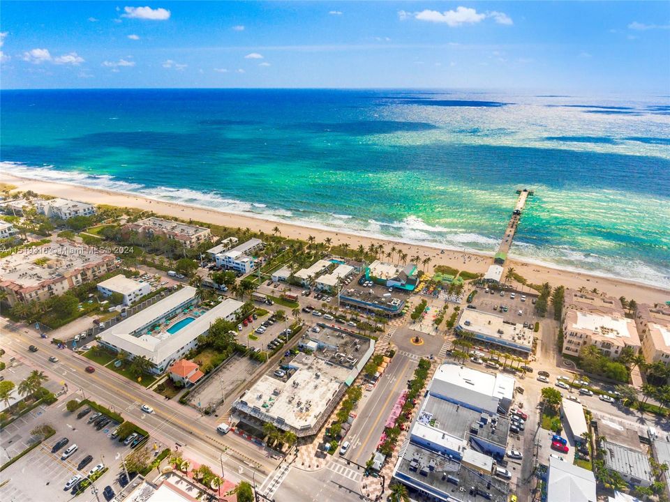 Recently Sold: $1,225,000 (3 beds, 3 baths, 1900 Square Feet)