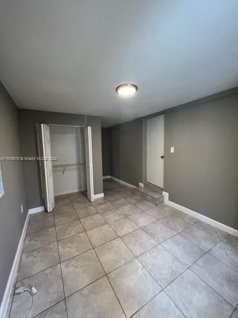 Recently Rented: $2,950 (3 beds, 2 baths, 1079 Square Feet)