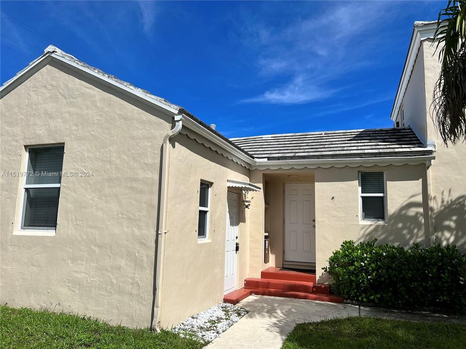 Recientemente alquilado: $1,650 (1 camas, 1 baños, 500 Pies cuadrados)