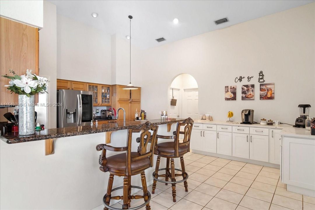 For Sale: $645,000 (4 beds, 3 baths, 2768 Square Feet)