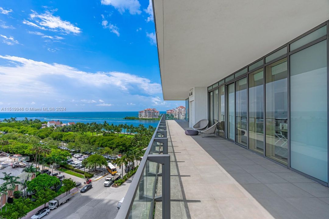For Sale: $15,500,000 (4 beds, 3 baths, 4154 Square Feet)