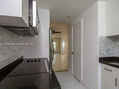 For Sale: $399,000 (1 beds, 1 baths, 745 Square Feet)