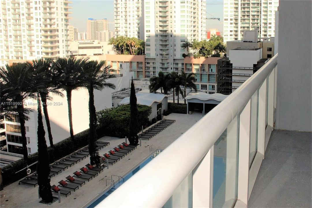 Недавно арендовано: $2,350 (0 спален, 1 ванн, 567 Квадратных фут)