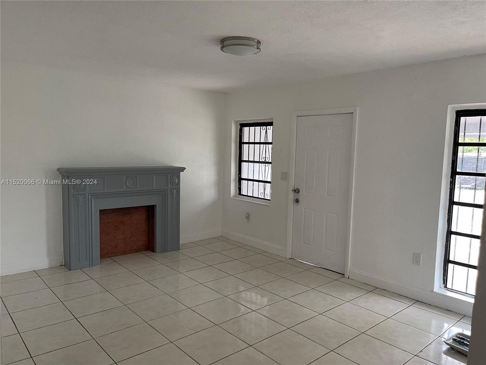Recently Rented: $3,500 (4 beds, 2 baths, 2339 Square Feet)