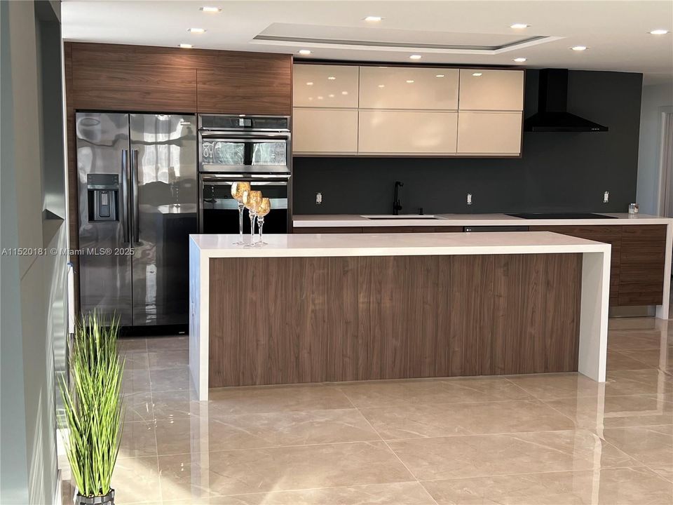 For Sale: $870,000 (4 beds, 3 baths, 2400 Square Feet)