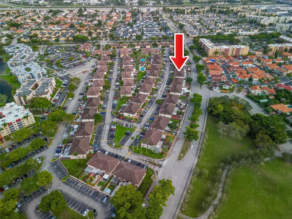 Recently Sold: $350,000 (2 beds, 2 baths, 1284 Square Feet)