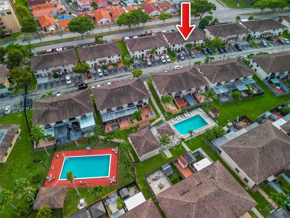 Recently Sold: $350,000 (2 beds, 2 baths, 1284 Square Feet)