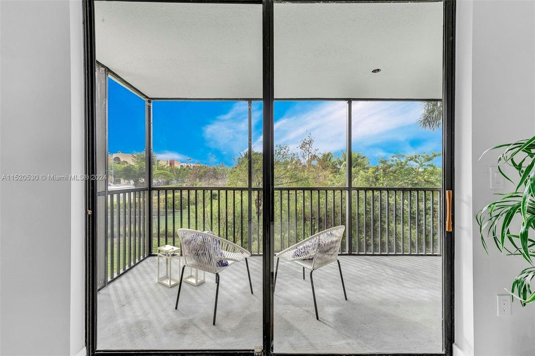 Recently Sold: $286,900 (2 beds, 2 baths, 1480 Square Feet)