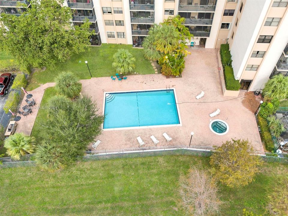 Recently Sold: $286,900 (2 beds, 2 baths, 1480 Square Feet)