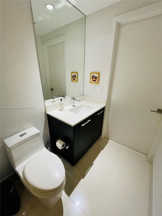 Recently Rented: $4,000 (1 beds, 2 baths, 792 Square Feet)