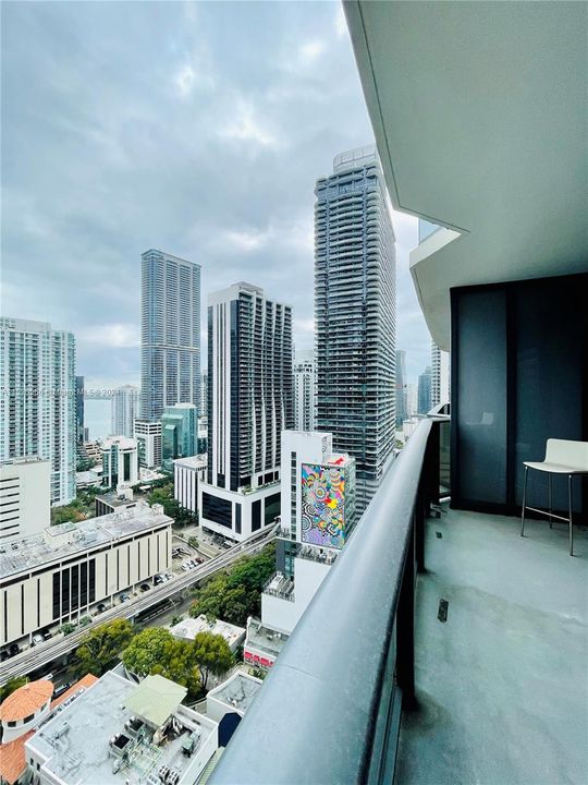 Recently Rented: $4,000 (1 beds, 2 baths, 792 Square Feet)