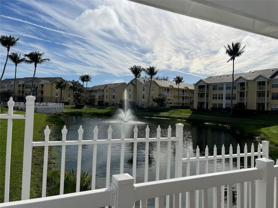 Recently Rented: $2,100 (1 beds, 1 baths, 700 Square Feet)