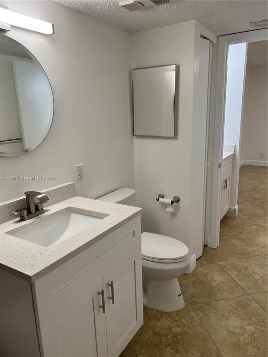 Recently Rented: $2,100 (1 beds, 1 baths, 700 Square Feet)