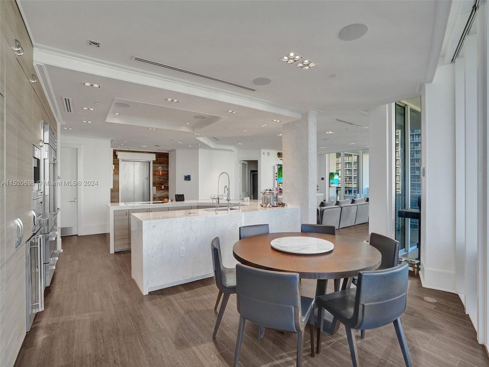 Active With Contract: $2,650,000 (3 beds, 3 baths, 2608 Square Feet)