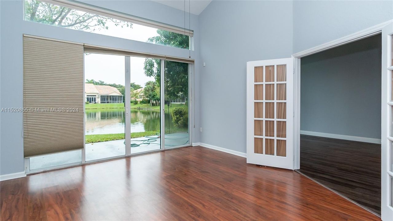 Recently Rented: $4,100 (3 beds, 3 baths, 2452 Square Feet)