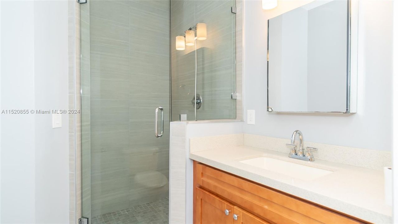 Recently Rented: $4,100 (3 beds, 3 baths, 2452 Square Feet)