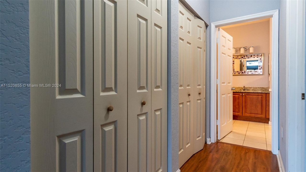 Recently Rented: $4,100 (3 beds, 3 baths, 2452 Square Feet)