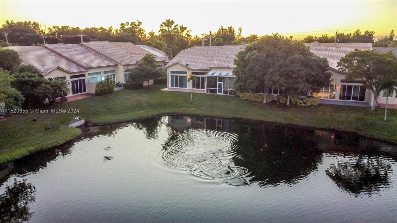 Recently Rented: $4,100 (3 beds, 3 baths, 2452 Square Feet)