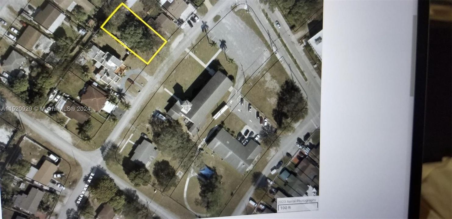 На продажу: $178,000 (0.15 acres)