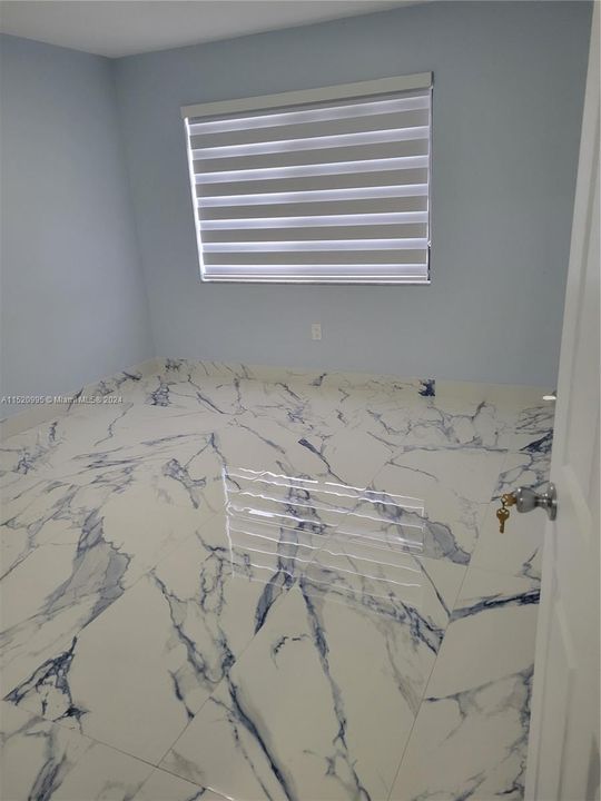 Recently Rented: $2,900 (3 beds, 2 baths, 1242 Square Feet)