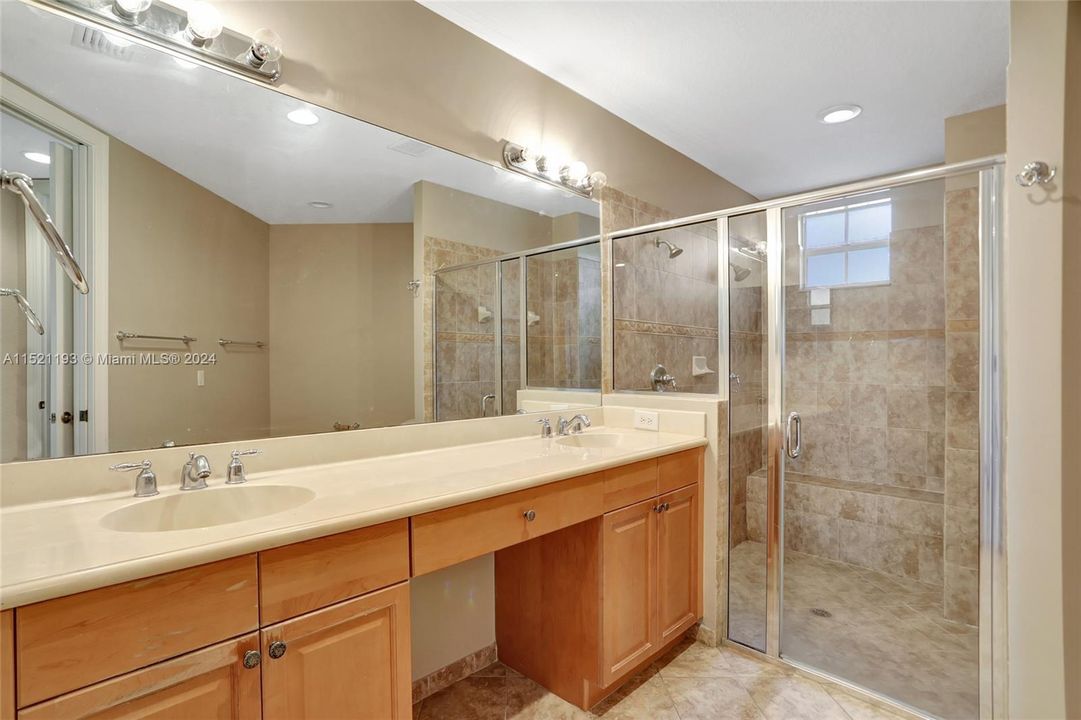 Недавно арендовано: $3,500 (3 спален, 2 ванн, 1401 Квадратных фут)