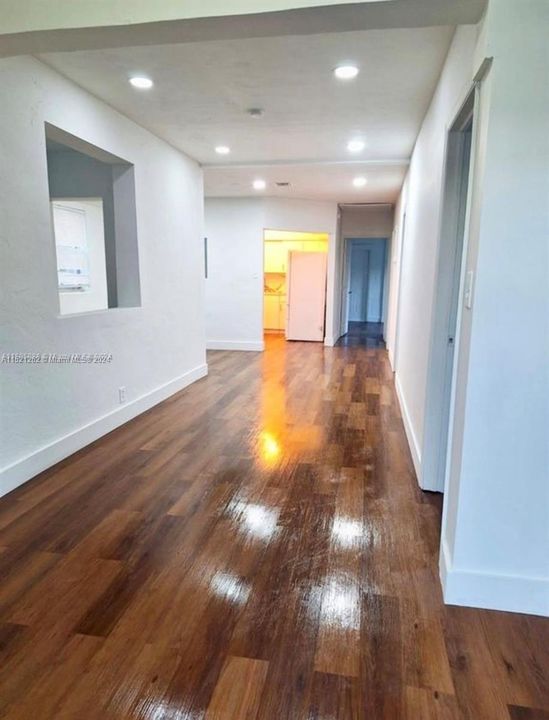 Recently Rented: $2,800 (3 beds, 2 baths, 1329 Square Feet)