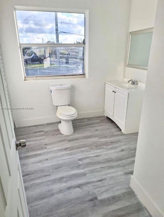 Recently Rented: $2,800 (3 beds, 2 baths, 1329 Square Feet)