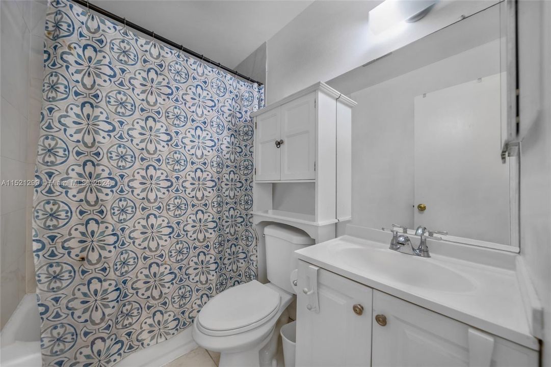 Active With Contract: $80,000 (1 beds, 1 baths, 590 Square Feet)