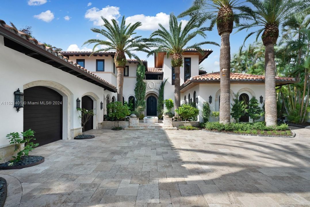 For Sale: $27,500,000 (6 beds, 7 baths, 8514 Square Feet)